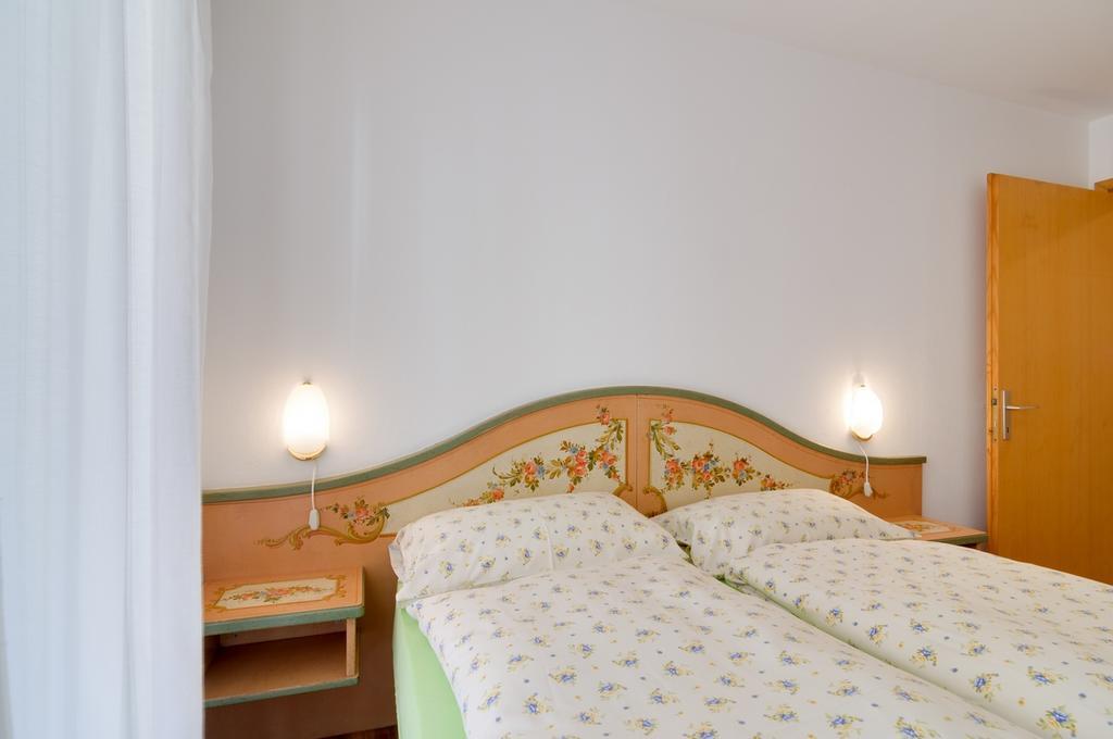 Appartamenti Cesa Maria Mountain Hospitality กานาเซย์ ภายนอก รูปภาพ