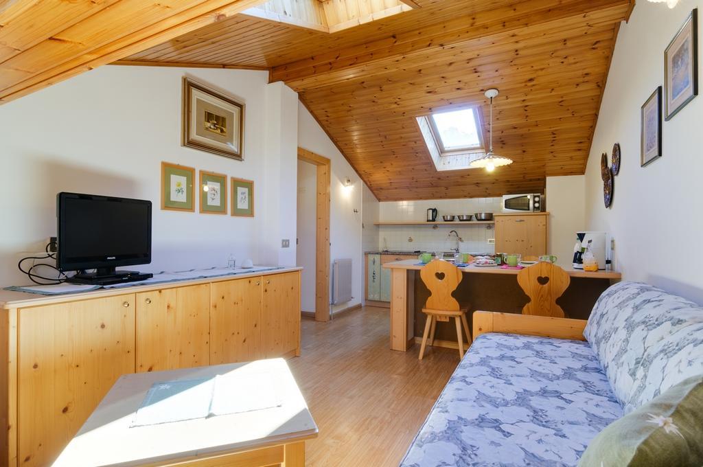 Appartamenti Cesa Maria Mountain Hospitality กานาเซย์ ภายนอก รูปภาพ